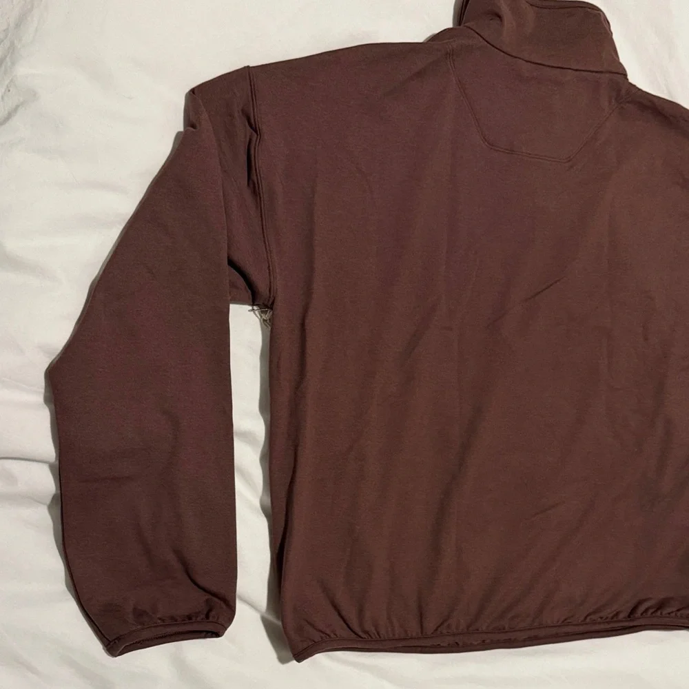 Vuori Granite Performance Mock Sweater (S) + Jogger (M) Set - Picture 6 of 10